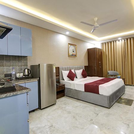 Limewood Stay - Millennium Huda City Center Gurgaon Buitenkant foto