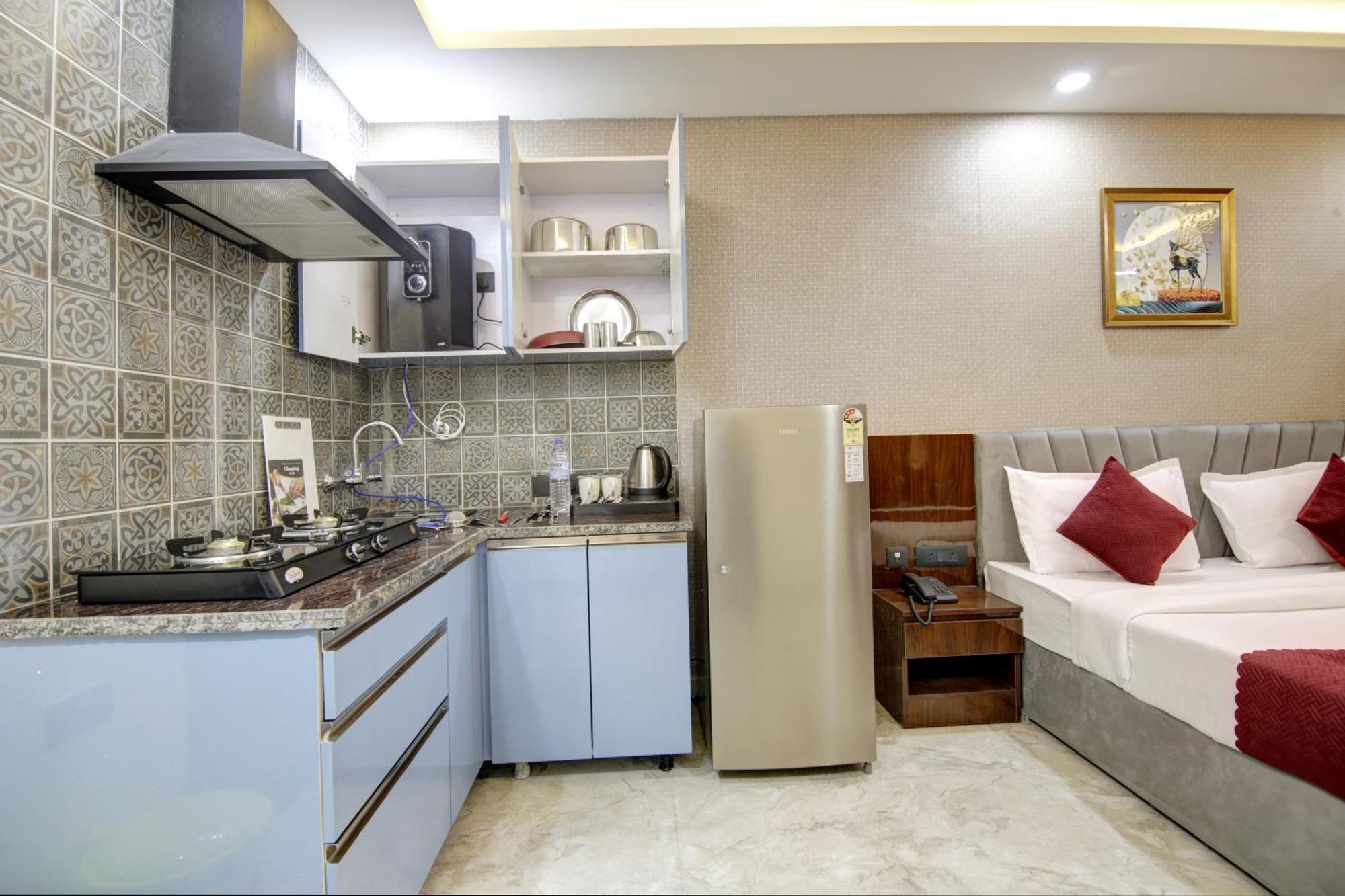 Limewood Stay - Millennium Huda City Center Gurgaon Buitenkant foto