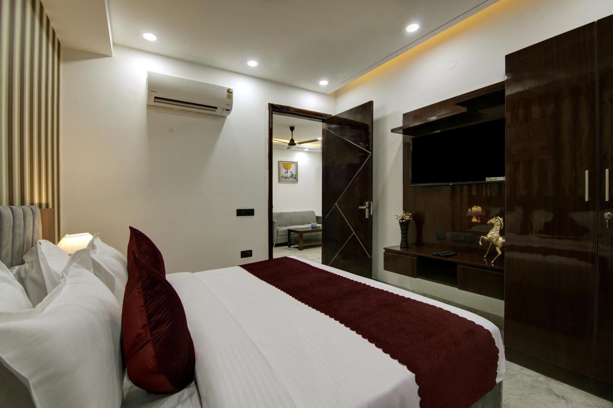 Limewood Stay - Millennium Huda City Center Gurgaon Buitenkant foto