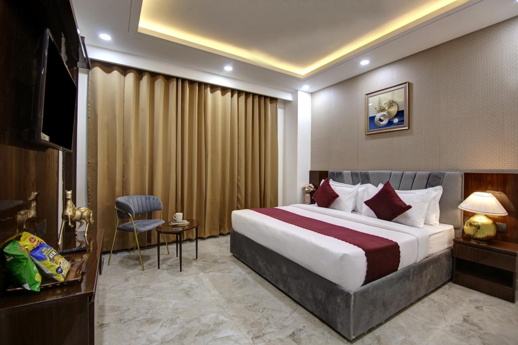 Limewood Stay - Millennium Huda City Center Gurgaon Buitenkant foto